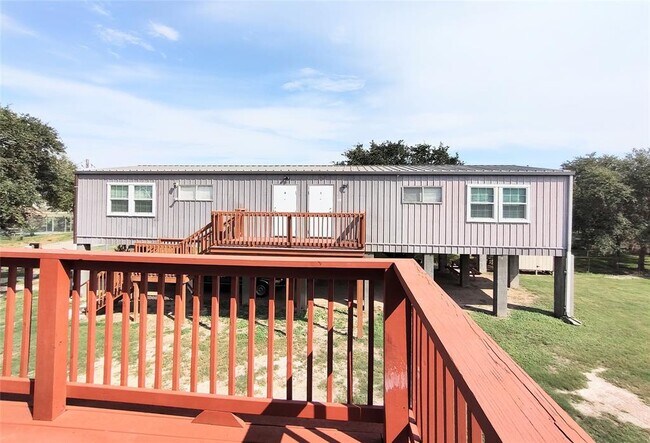 Building Photo - 4615 Heron St