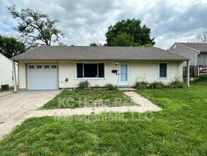 Building Photo - 804 NE 66th Terrace