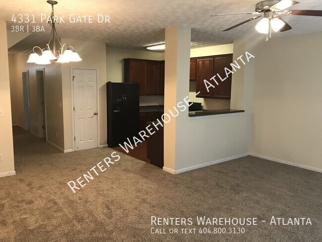 Building Photo - Unit 166 - Beautiful Gated Atlanta Townhom...