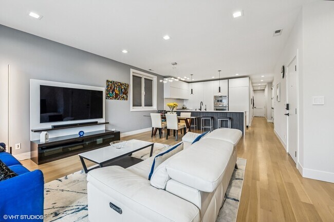 Foto del edificio - 2149 W Belmont Ave