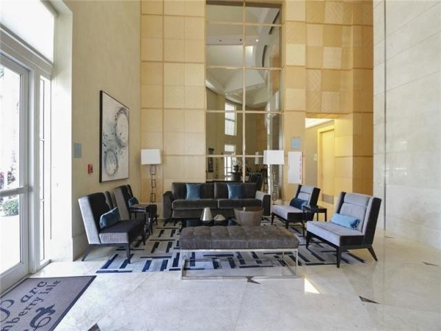 Building Photo - 19400  Turnberry Way 811
