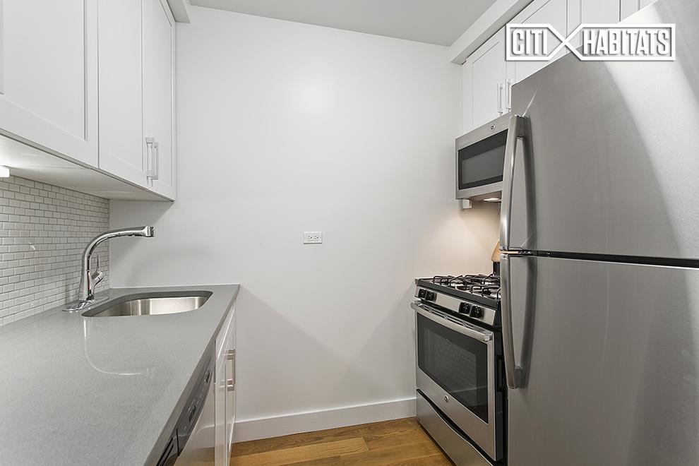 Building Photo - 83 Bushwick Ct