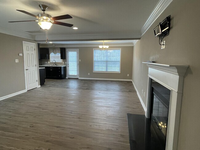 Building Photo - 8107 Cambridge Reserve Dr