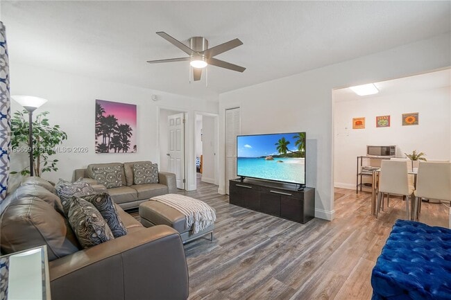 Building Photo - 168 NW 32nd St