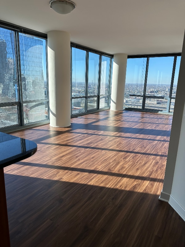 Photo - 1277 S Michigan Ave Apartment