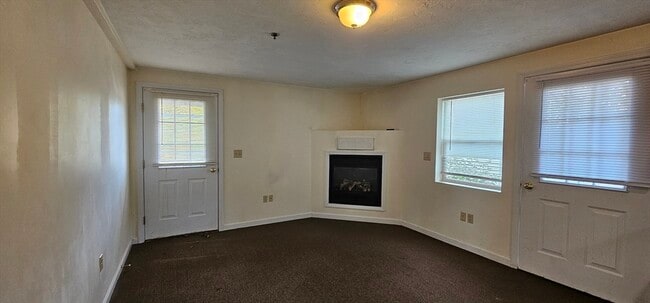 Building Photo - 19 Mc Donald St