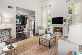 Building Photo - 5539 Hampton Heights Dr