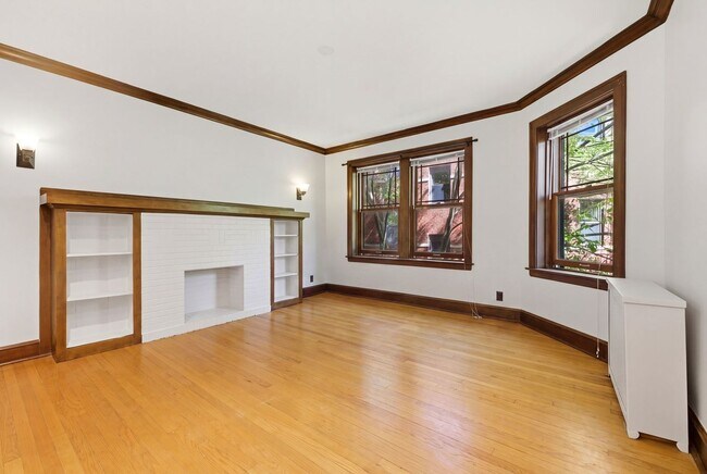 Foto del edificio - 528 Sheridan Rd