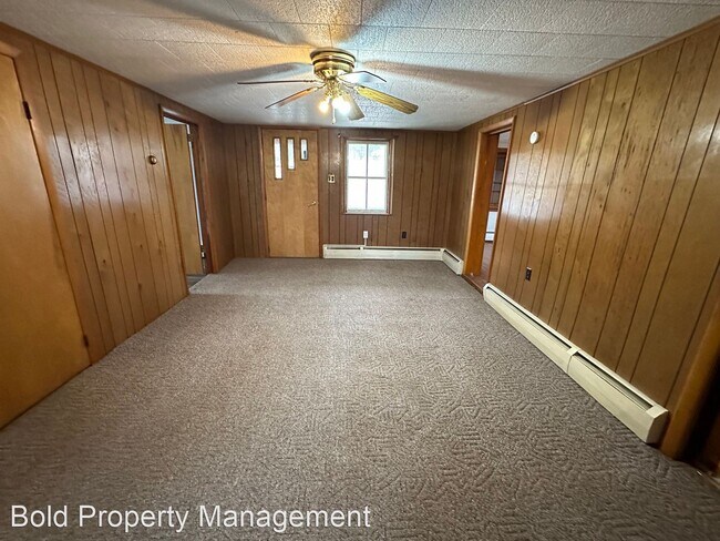 Foto del edificio - 5 br, 2 bath House - 431 Oak Grove Rd.
