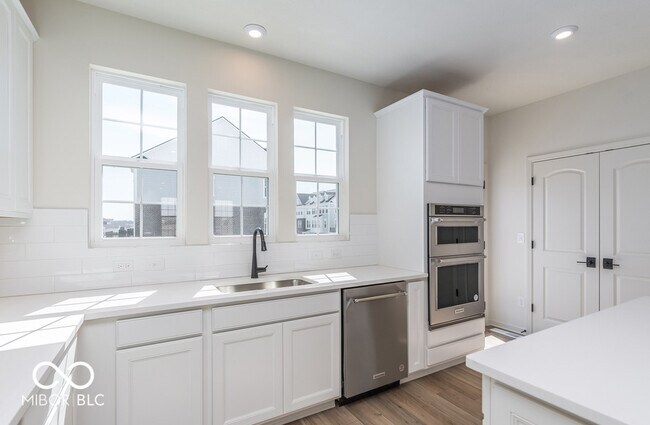 Building Photo - 14676 Zampi Ln