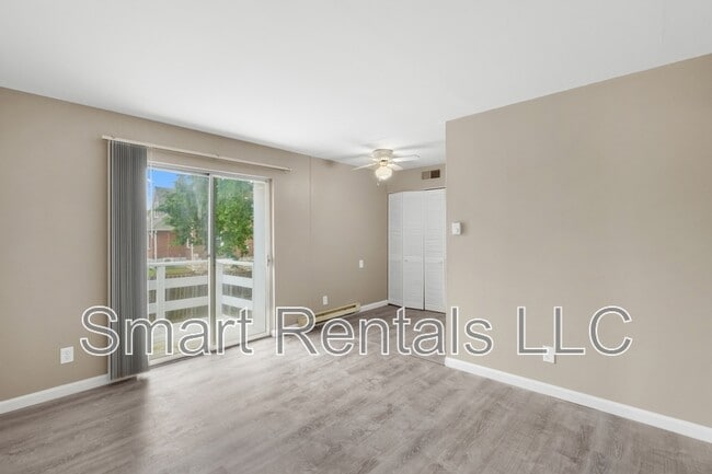 Building Photo - 9951 Chateau Roi Dr