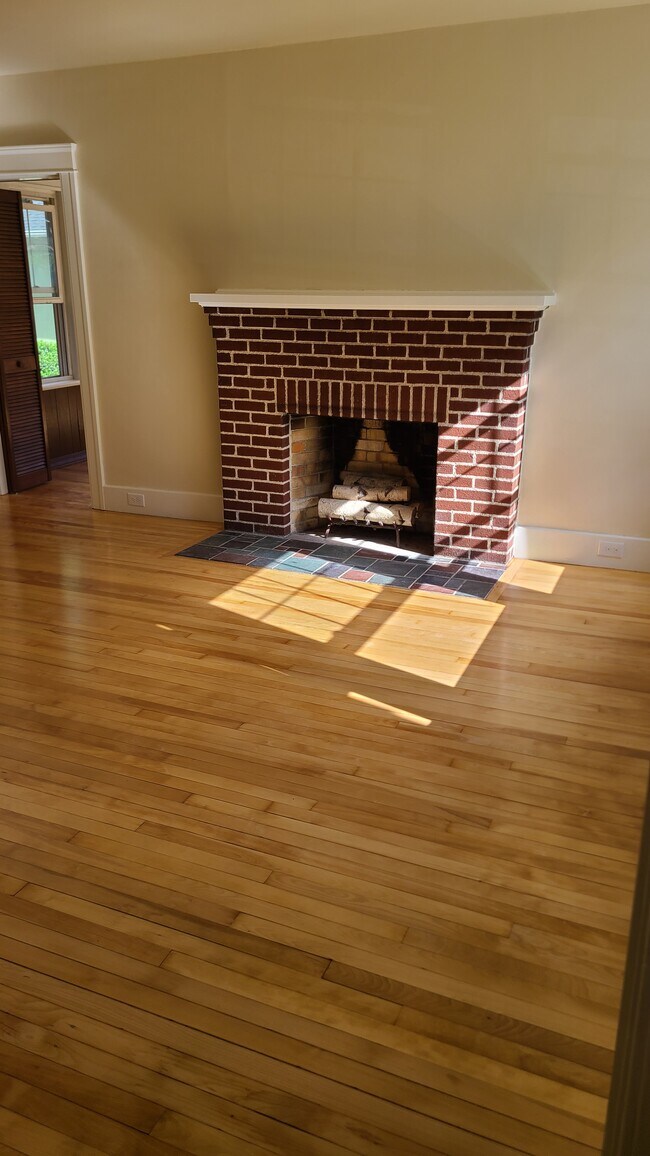 Foto del edificio - 60 Richmond Ave