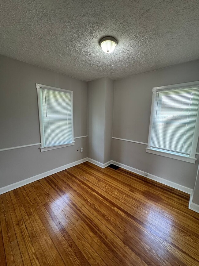 Foto del edificio - Warren Twp - 3 BR home
