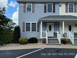 Building Photo - 1131 Lincolnshire Dr