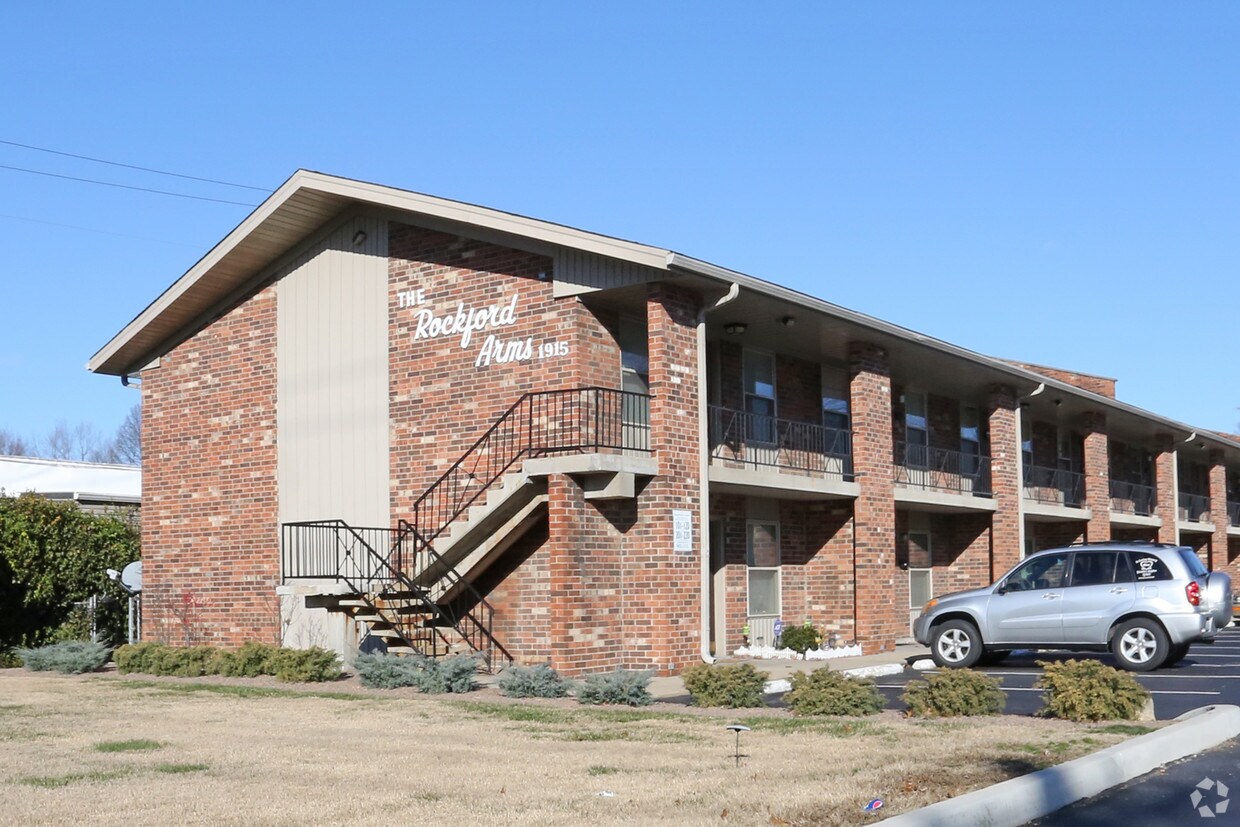 The Rockford Arms Apartment Community Shively Ky Apartments Com
