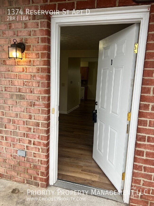 Foto del edificio - Charming 2-Bed Oasis in Harrisonburg—Your ...