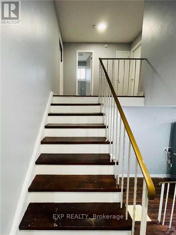 Building Photo - 40 Merivale St