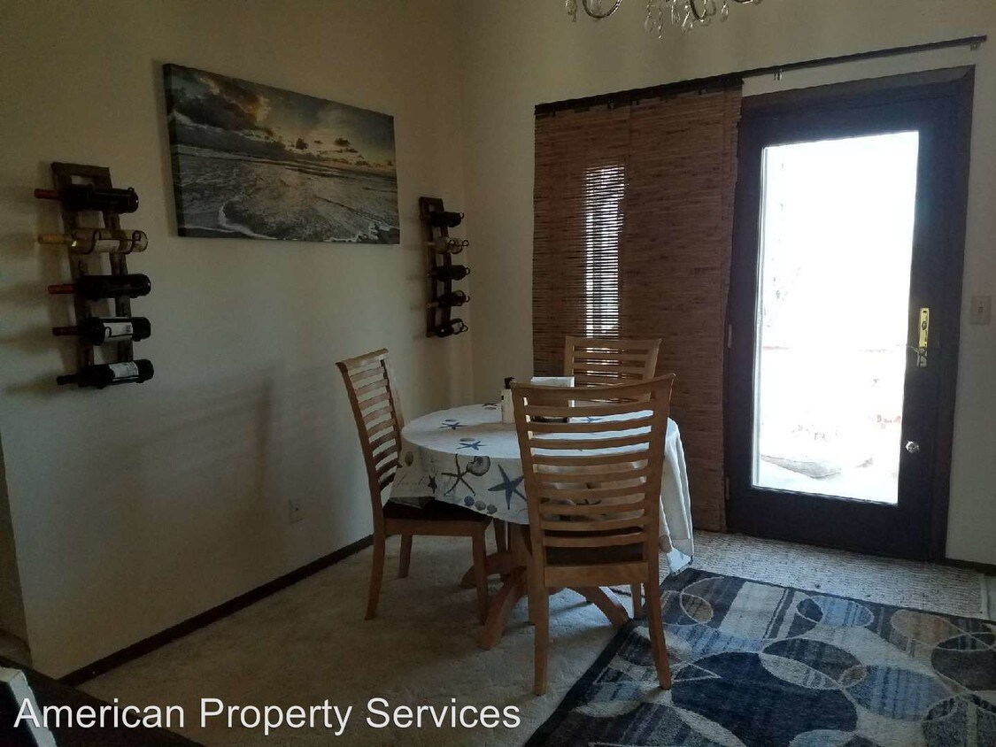 Foto principal - 1722 Cedar Crest Dr