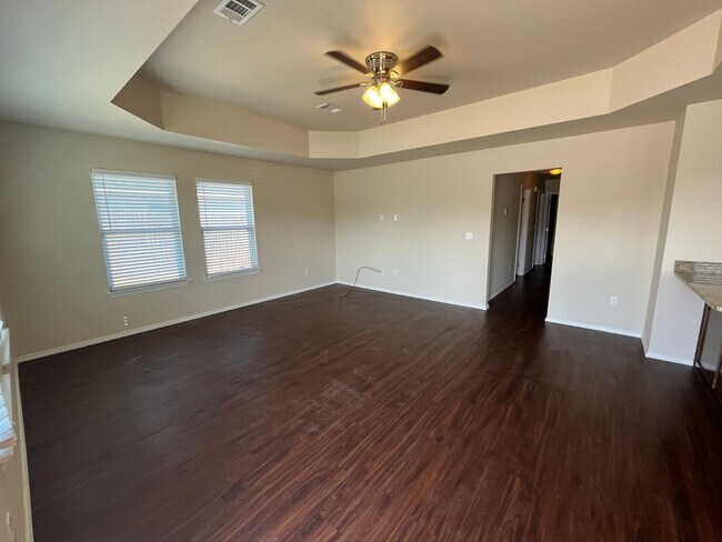 Foto del edificio - Paved Road/Cozy Home/Convenient location