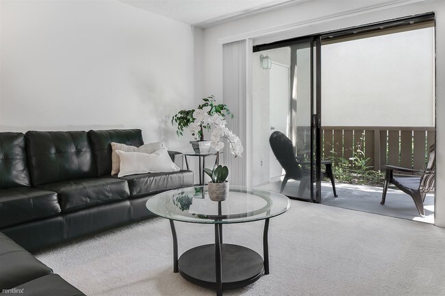 Foto del edificio - 2 br, 2 bath Apartment - 3700 Parkview Ln