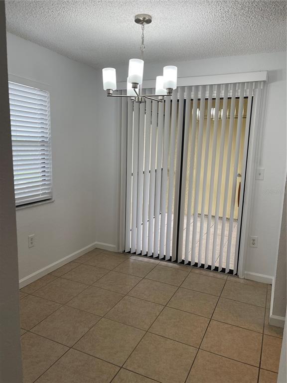 Foto del edificio - 10125 Sailwinds Blvd N