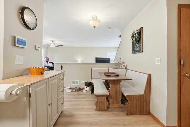 Foto del edificio - 315 Ogden Falls Blvd