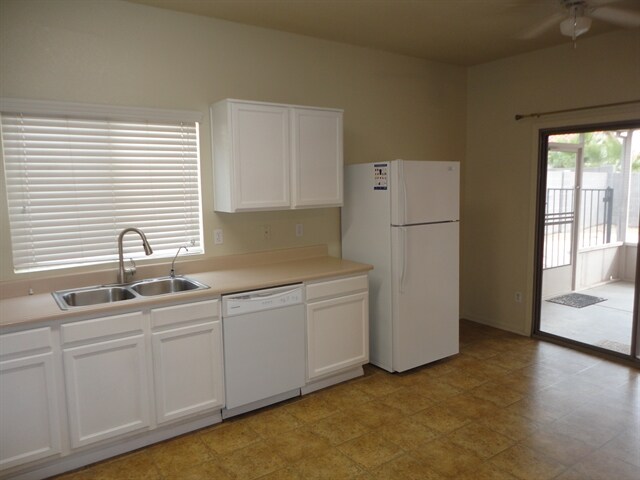 Building Photo - 10437 E Birchwood Avenue