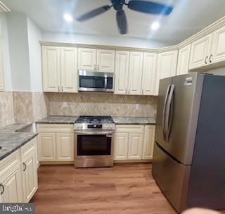 Foto principal - 320 Loney St