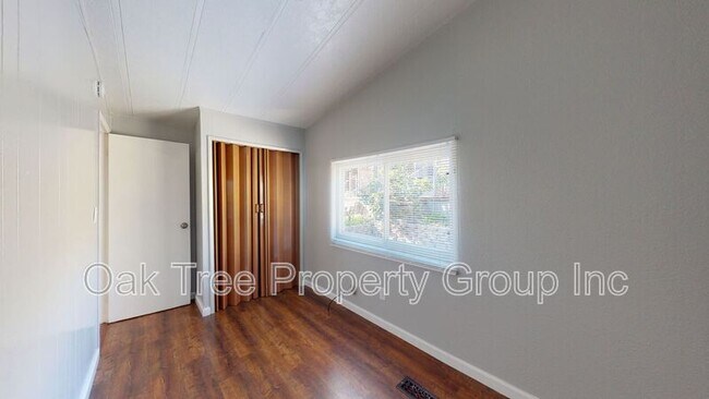 Foto del edificio - 2219 23rd Ave