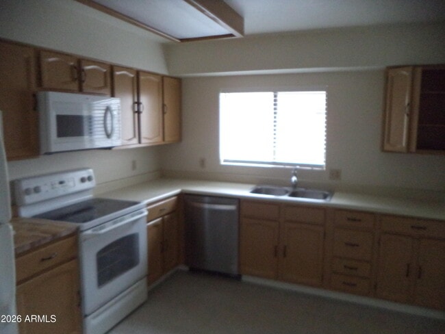 Foto del edificio - 6349 N 78th St