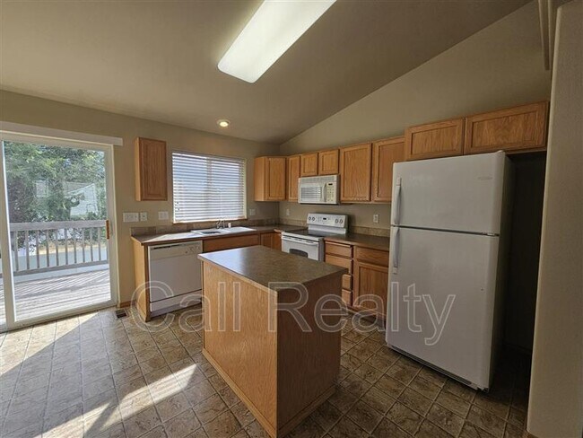 Foto del edificio - 8914 N Oak St