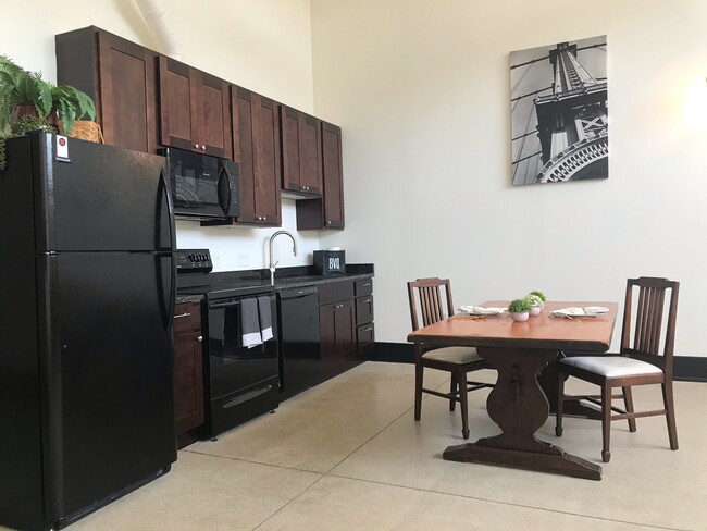 Full kitchen - BVQ Lofts