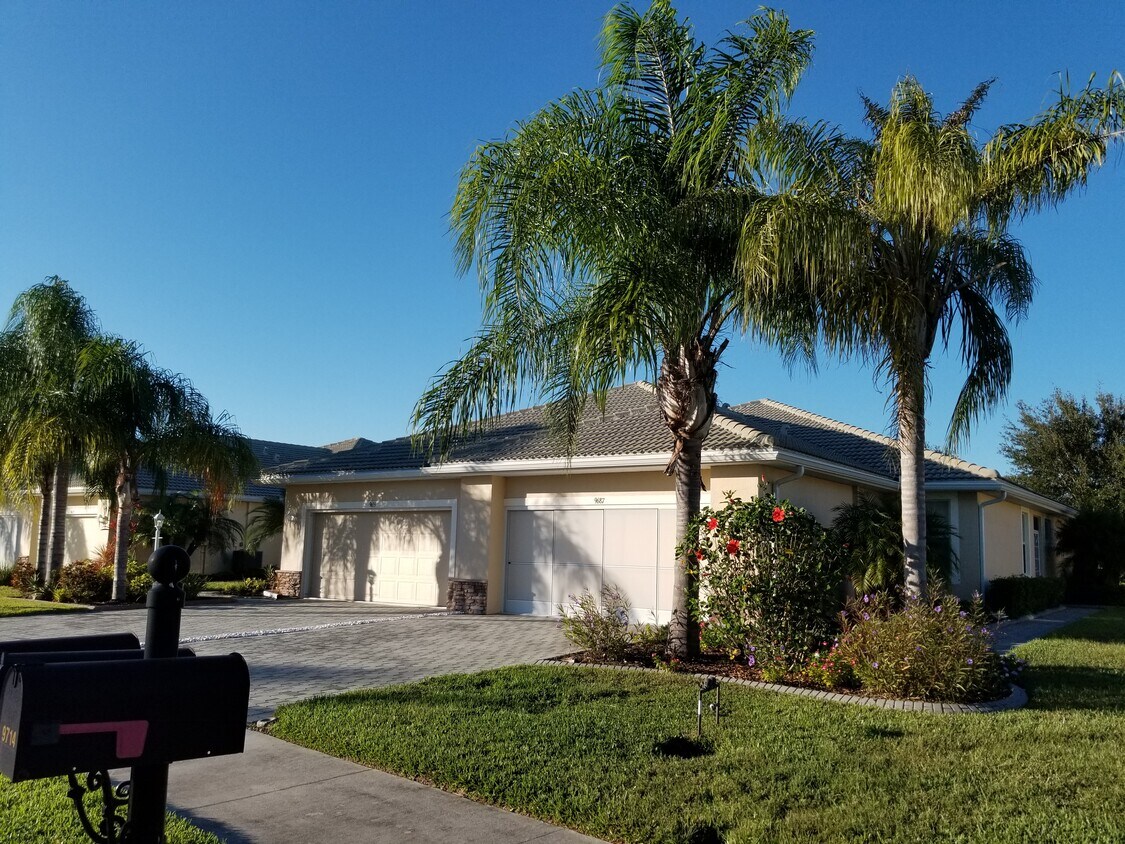 9687 Hawk Nest Ln, North Port, FL 34287 House Rental in North Port