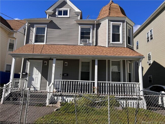 Building Photo - 715 Noble Ave