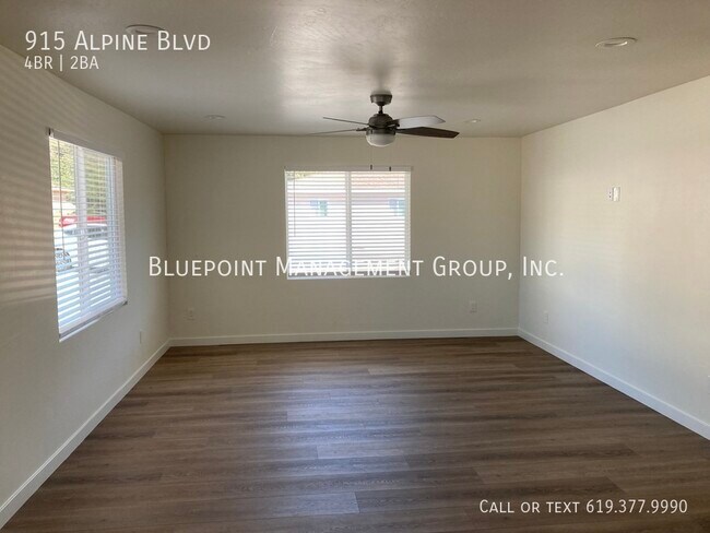 Building Photo - Spacious Alpine Home