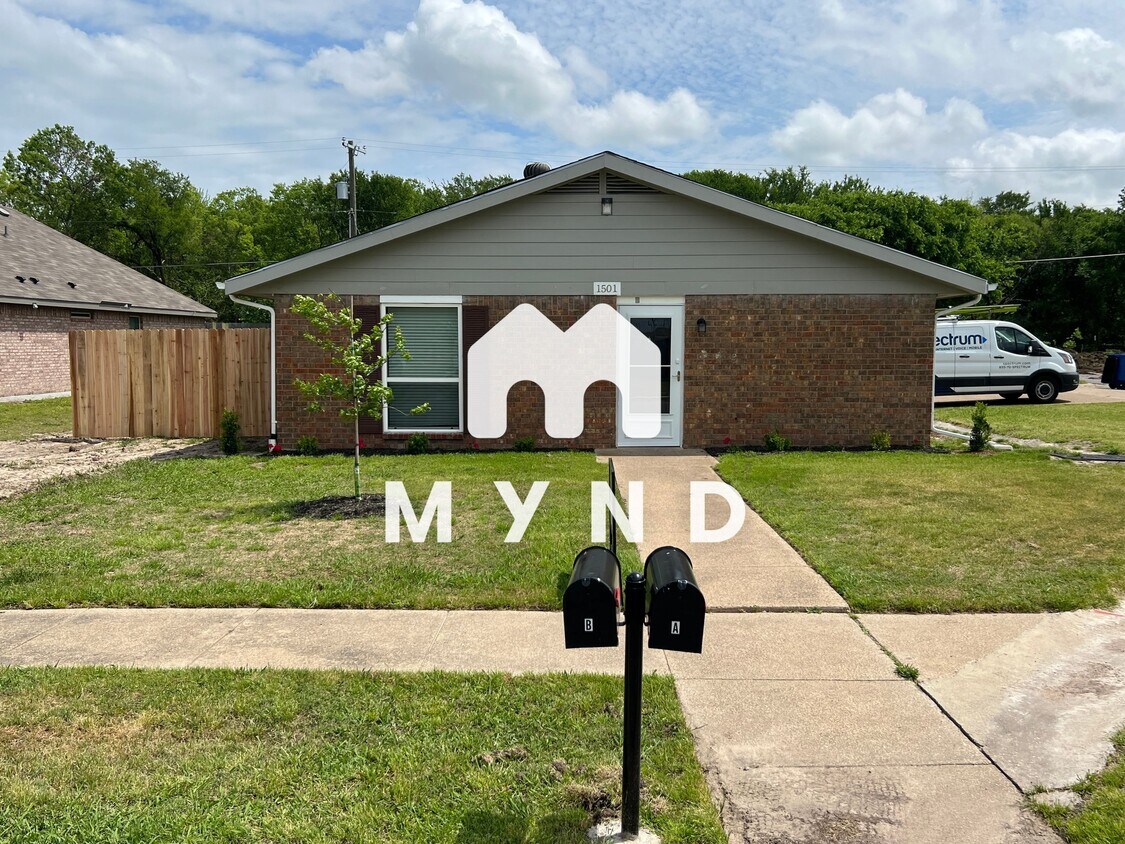 1501 Cardinal Dr Unit A Condo for Rent in Ennis, TX