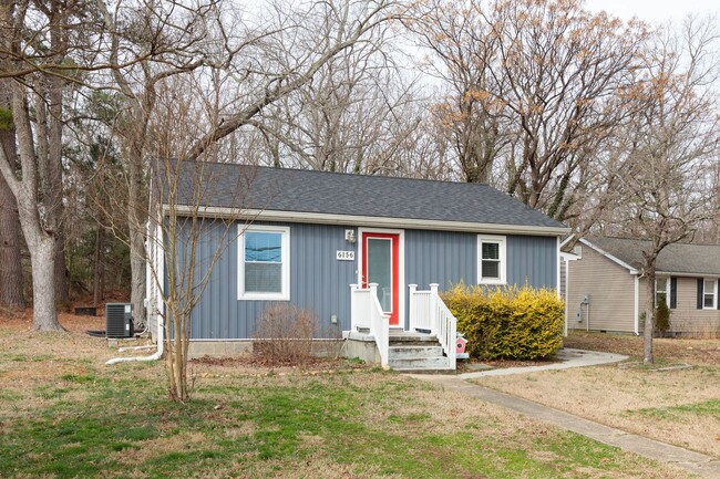 Building Photo - 2 Bedroom, 1 Bath Rental in North Chesterf...