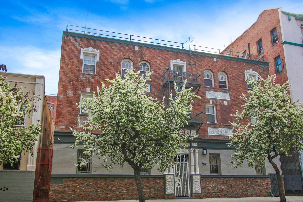 83 Apartments Available for Rent in Koreatown, CA