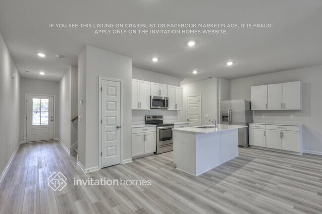 Foto del edificio - 1076 Legacy Ct