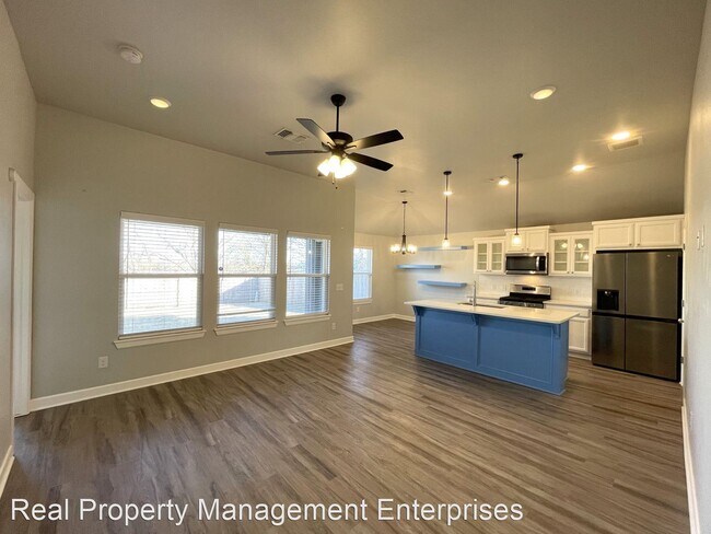 Building Photo - 3 br, 2 bath House - 18716 Caballero DR.