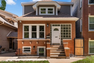 Building Photo - 5841 N Medina Ave