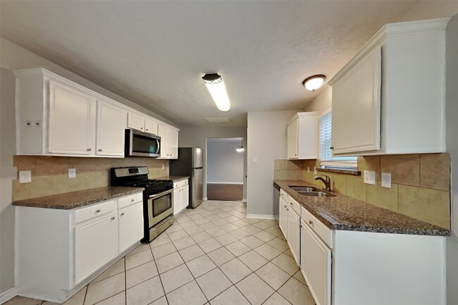 Foto del edificio - 21504 Palace Pines Dr