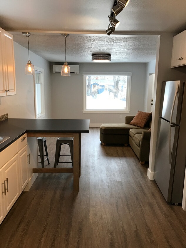 Kitchen and Living Room - 1465 Northwest Ithaca Avenue