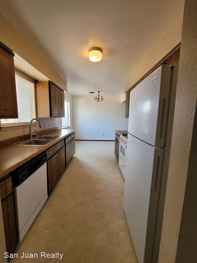 Building Photo - 3 br, 2 bath House - 1715 E 22nd Street