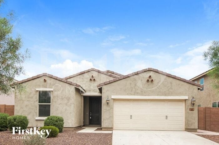Primary Photo - 178 E Santori Dr