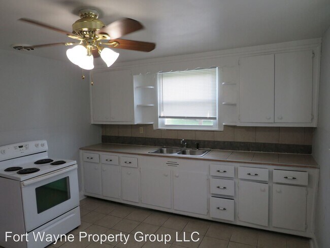 Building Photo - 3 br, 2 bath House - 108 Walnut Street
