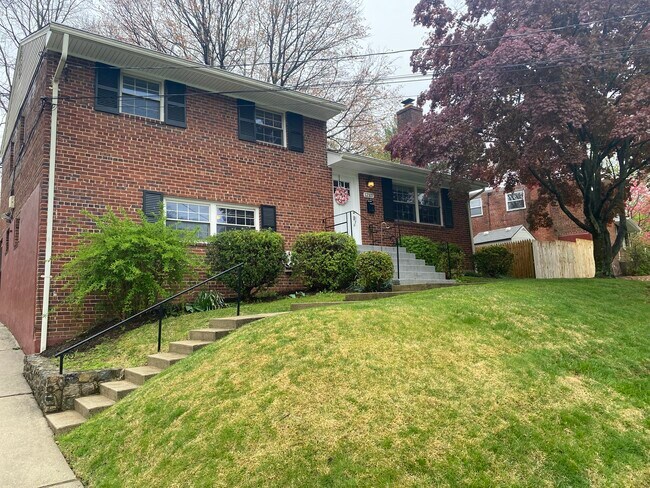 Photo - 12107 Hunters Ln House