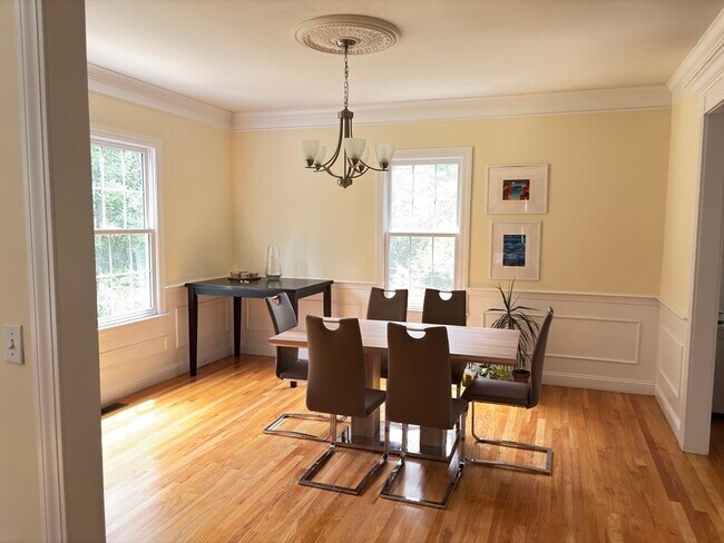 Building Photo - 135 Shawsheen Rd
