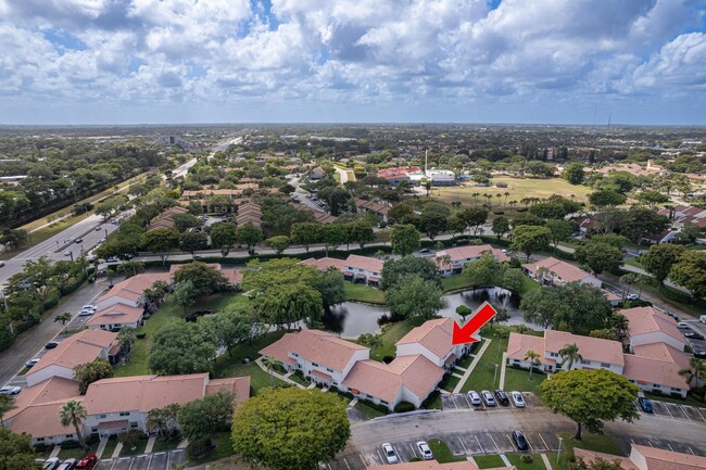 Foto del edificio - 6397 Boca Cir