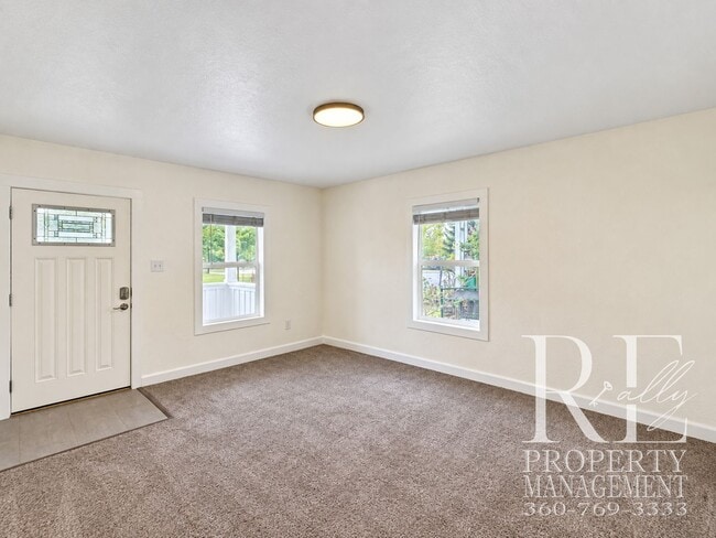 Building Photo - 109 N Wycoff Ave